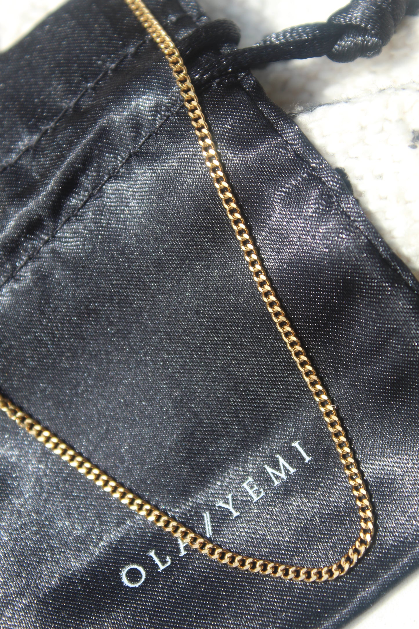Unisex Gold Curb Chain