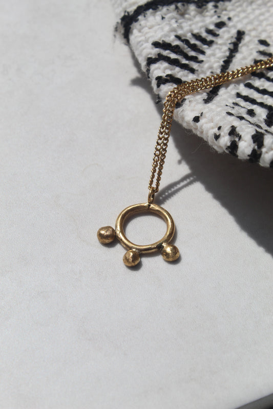 Abiba || 3 Dot Pendant Necklace