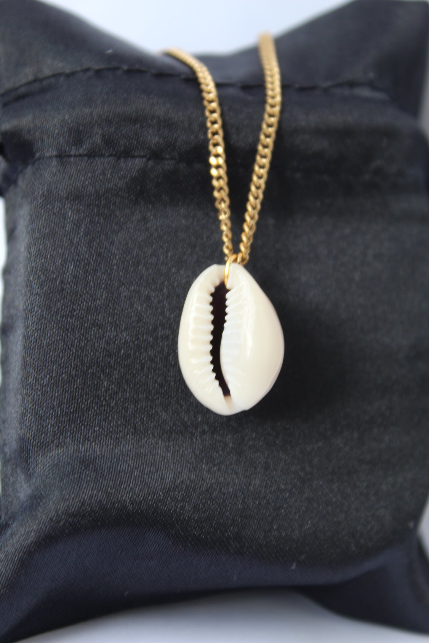 Nala || Cowrie Shell Necklace