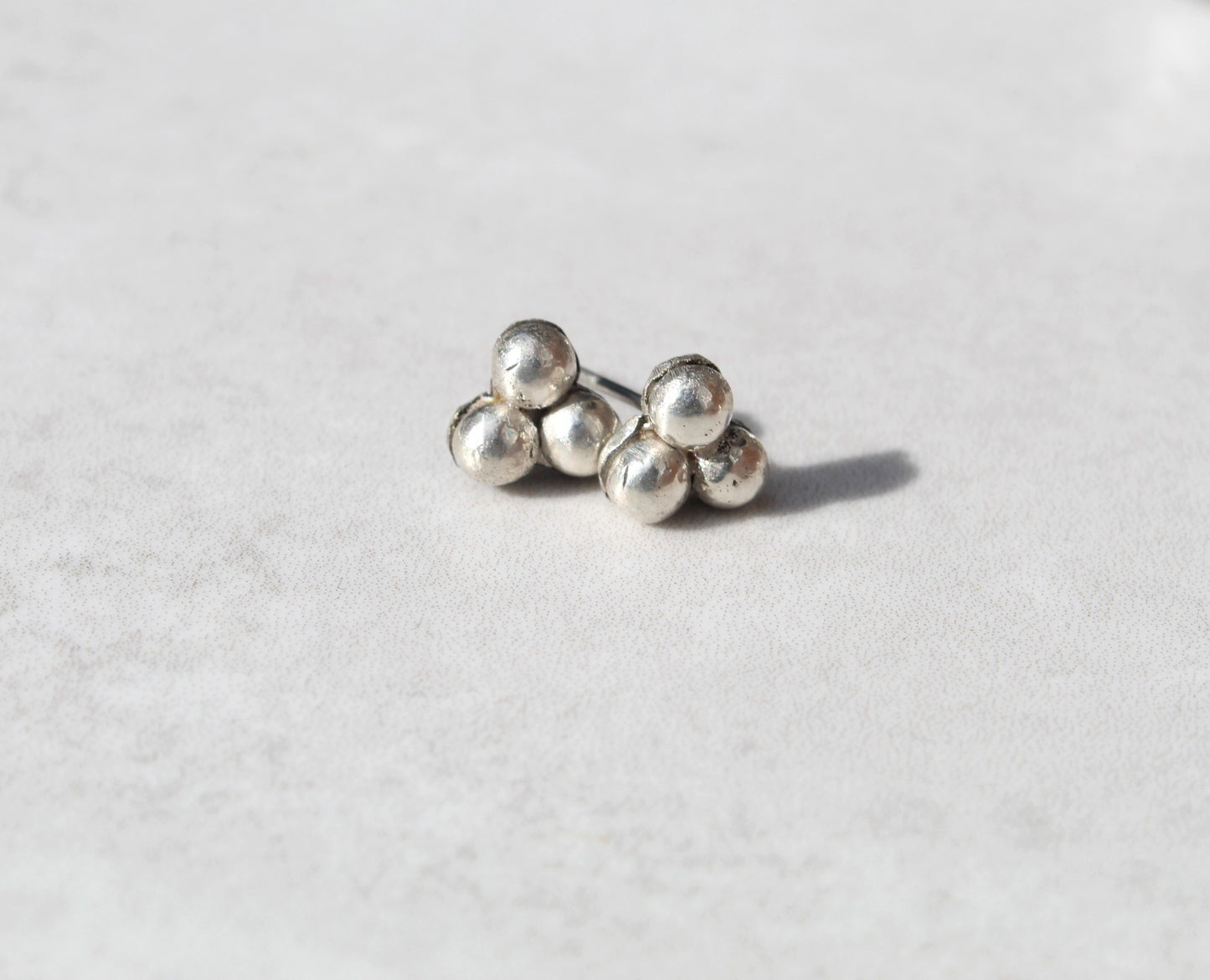 Chike | Silver Tripple Dot Earrings