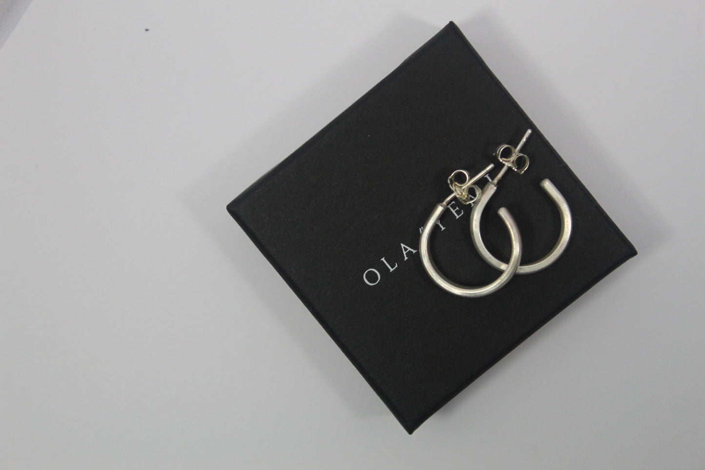 Abiona | Silver Hoop Earrings