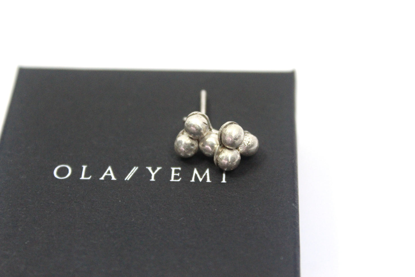 Chike | Silver Tripple Dot Earrings