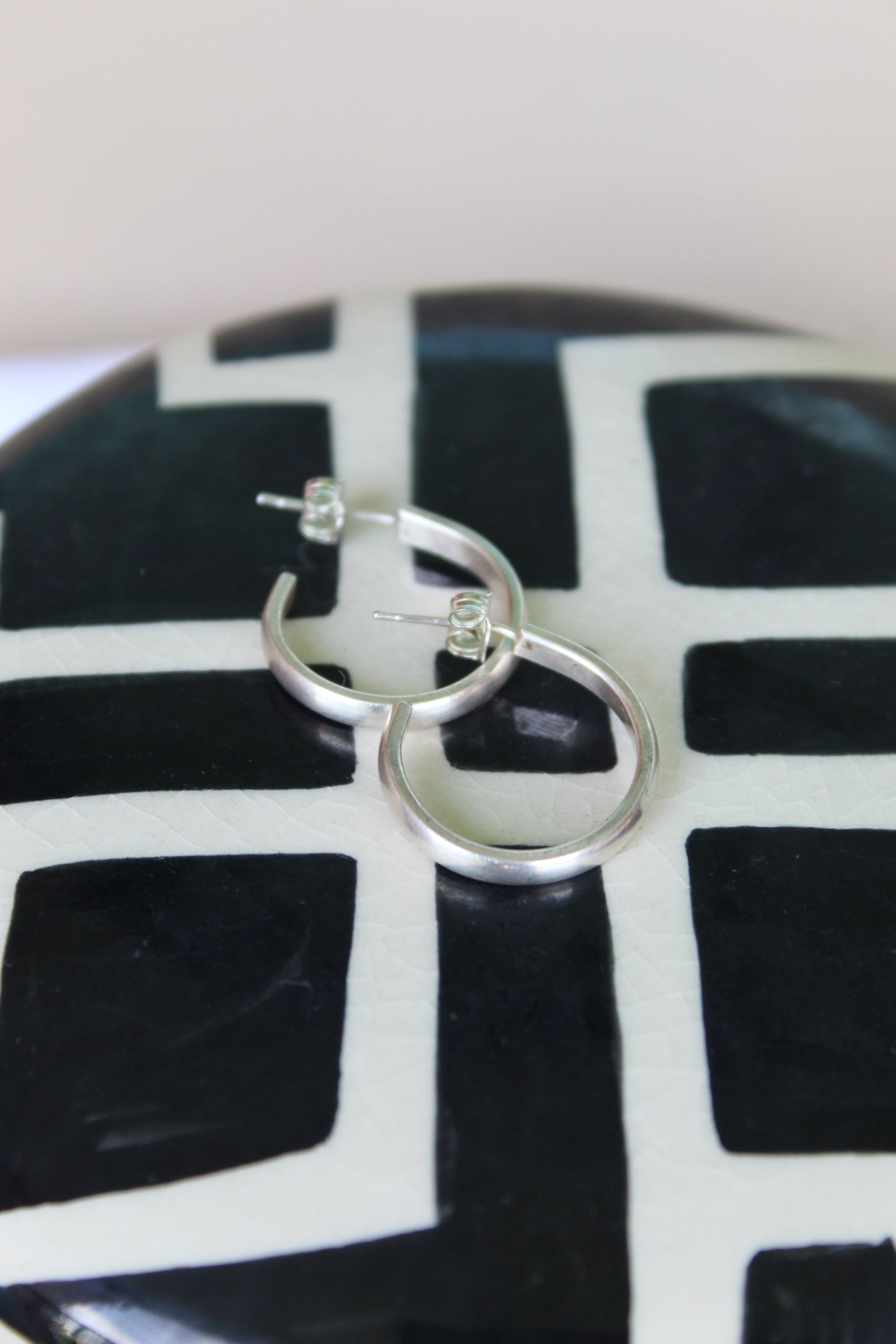 Abiona | Silver Hoop Earrings