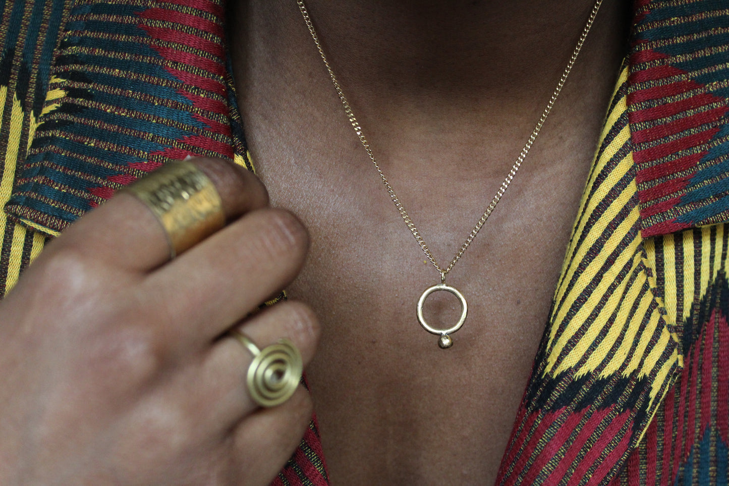 Abiba || 1 Dot Pendant Necklace