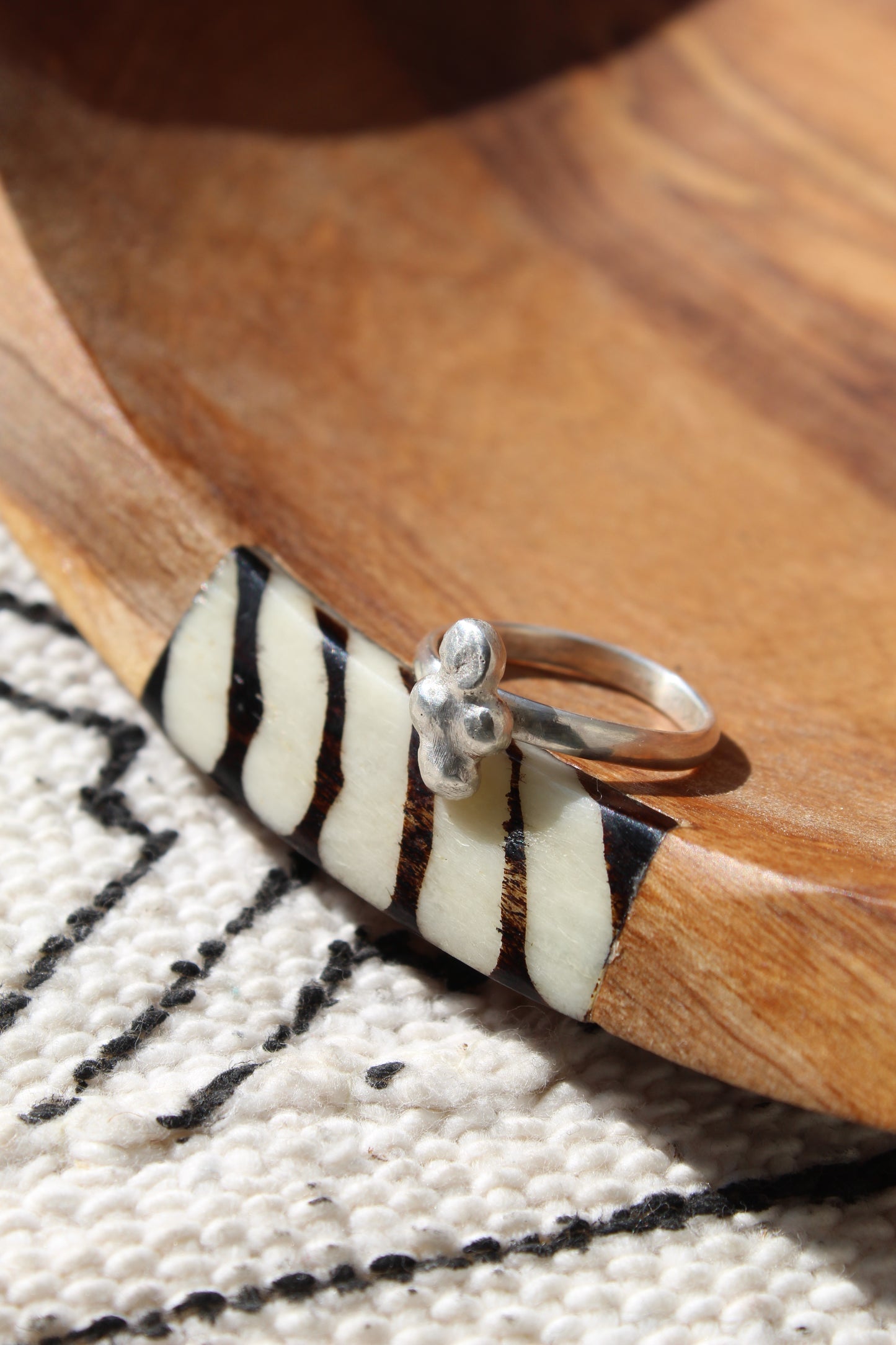 Kamari || Silver Abstract Ring