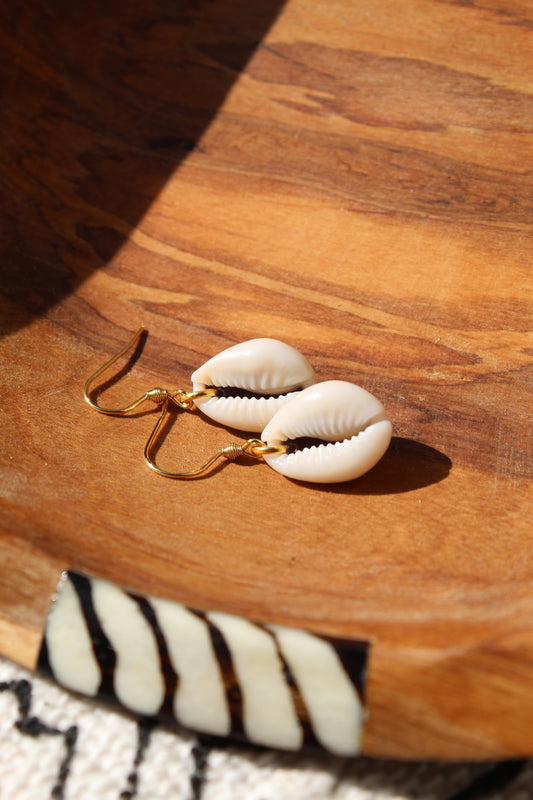 Nala || Cowrie Shell Earrings