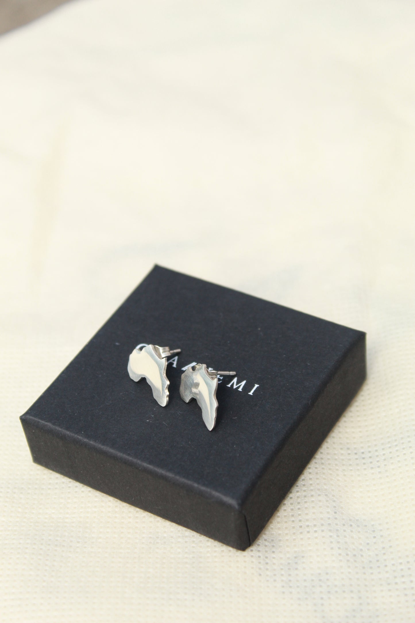 Isatu || Africa Stud Earrings