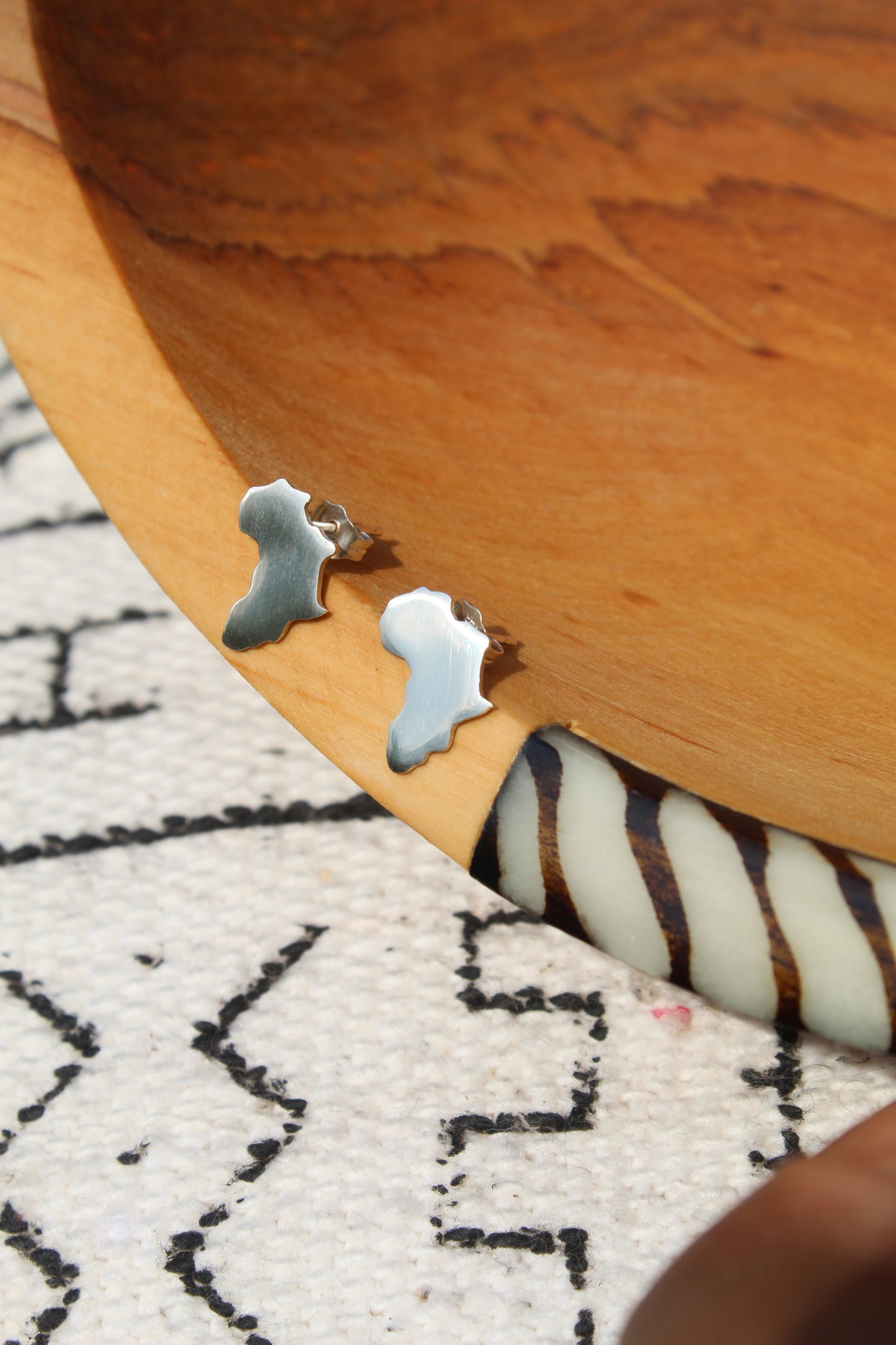Isatu || Africa Stud Earrings