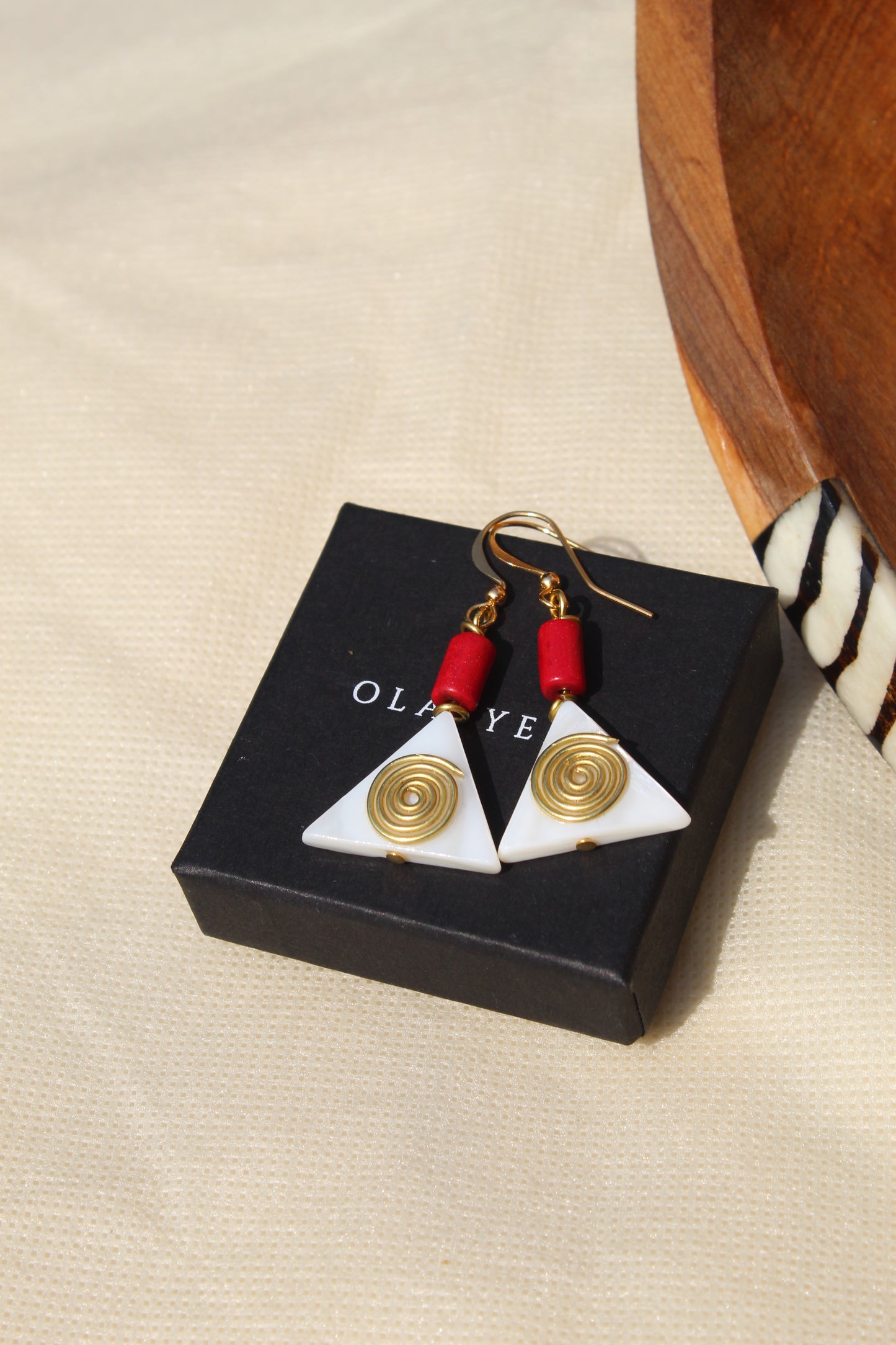 Imara || Magnesite Earrings